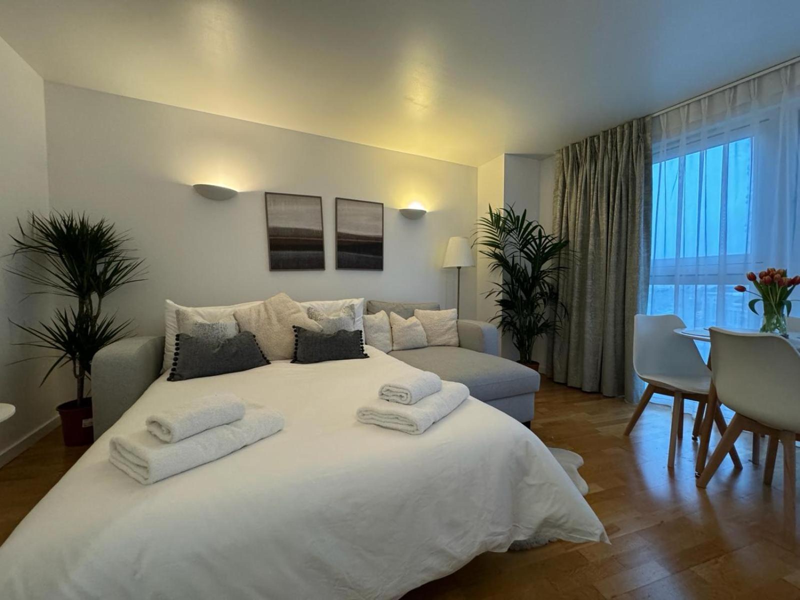 Luxury Apartment In Canary Wharf London Kültér fotó